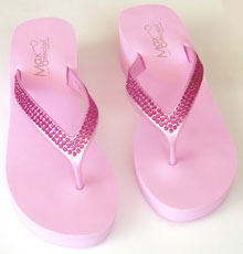 be trendy rhinestone flip flops