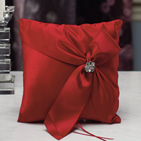 monroe ring pillow
