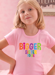 bigger sister to be colors t-shirt